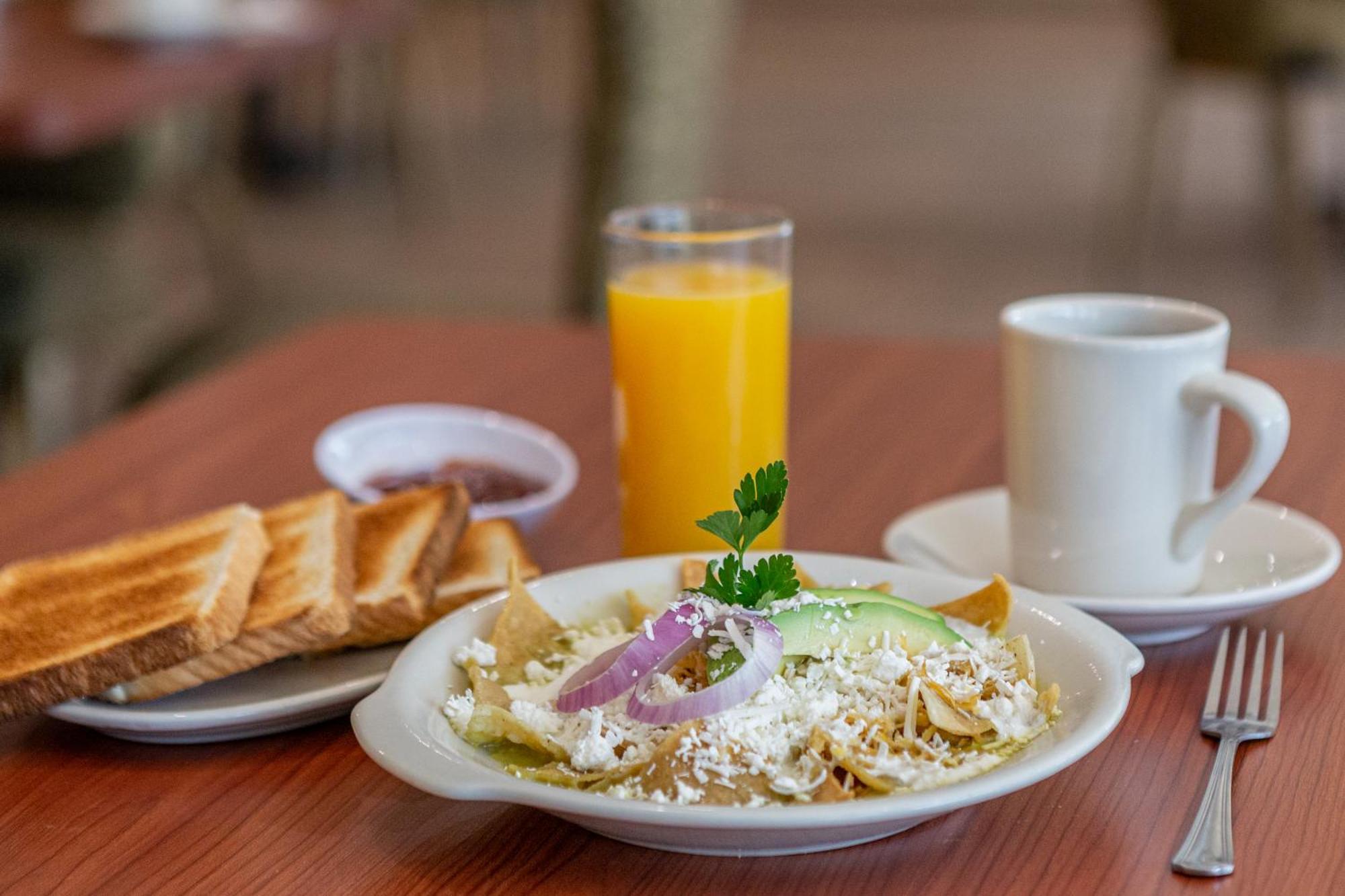 Hotel La Joya Pachuca Zewnętrze zdjęcie Horiatiki
